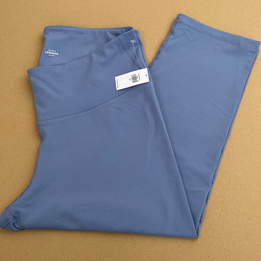 XL Old Navy Core Crop Leggings